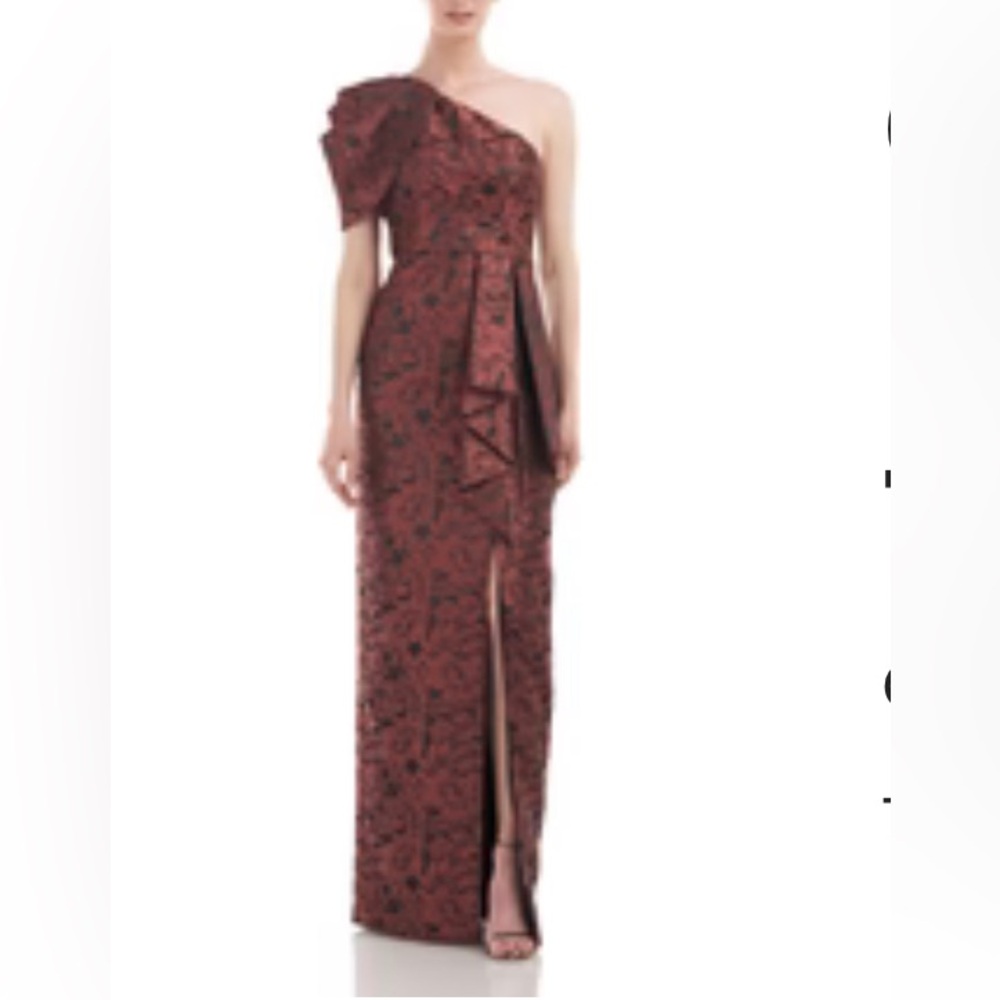 Women’s mother of bride gown